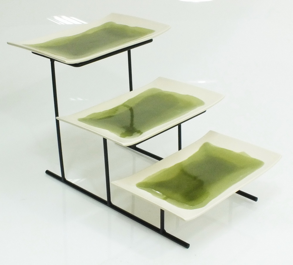 FF 051 MG ที่วางรวมจานเซรามิค 3 ชั้นขั้นบันไดขาตรงขนาดกลาง
